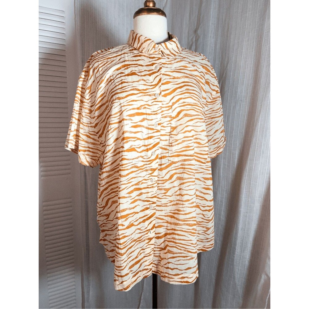 Ava & Viv Blouse Size  XXXL Animal Print Boho Chic Maximalist Top